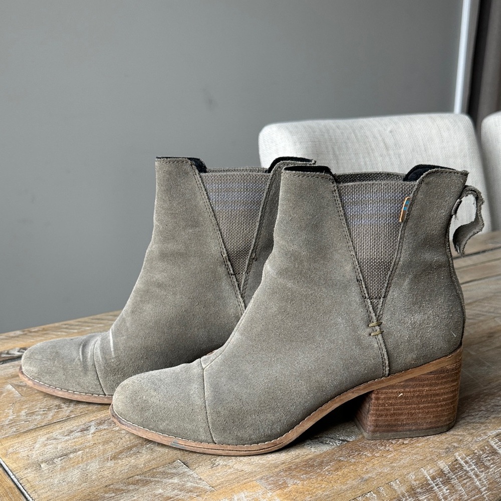 Toms booties